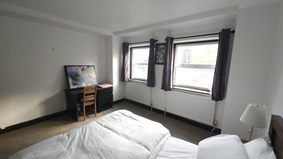 Stockwell Station Apartment London
