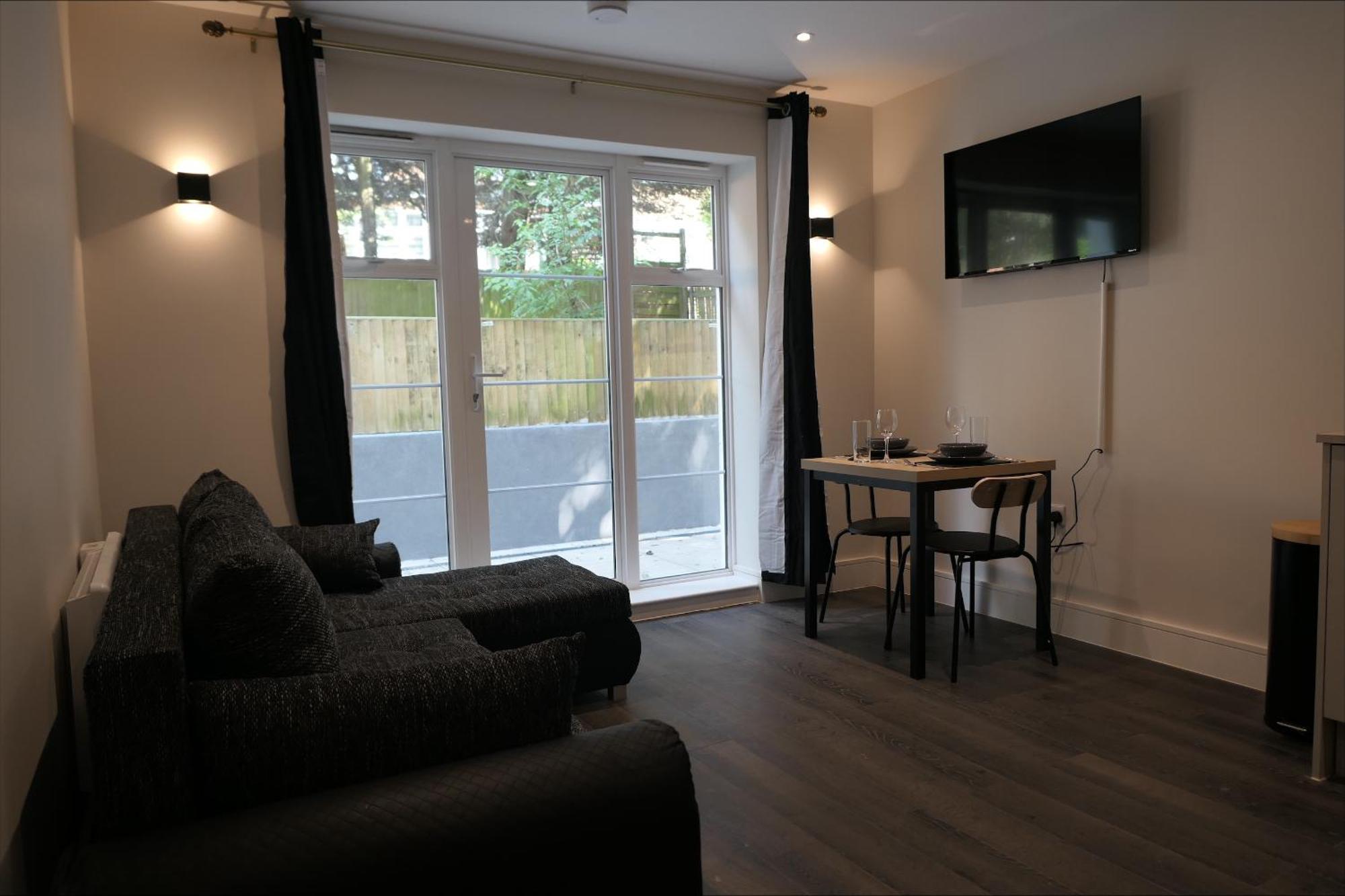 Premium - 10 Minutes From Wembley Stadium, Ovo Wembley Arena
