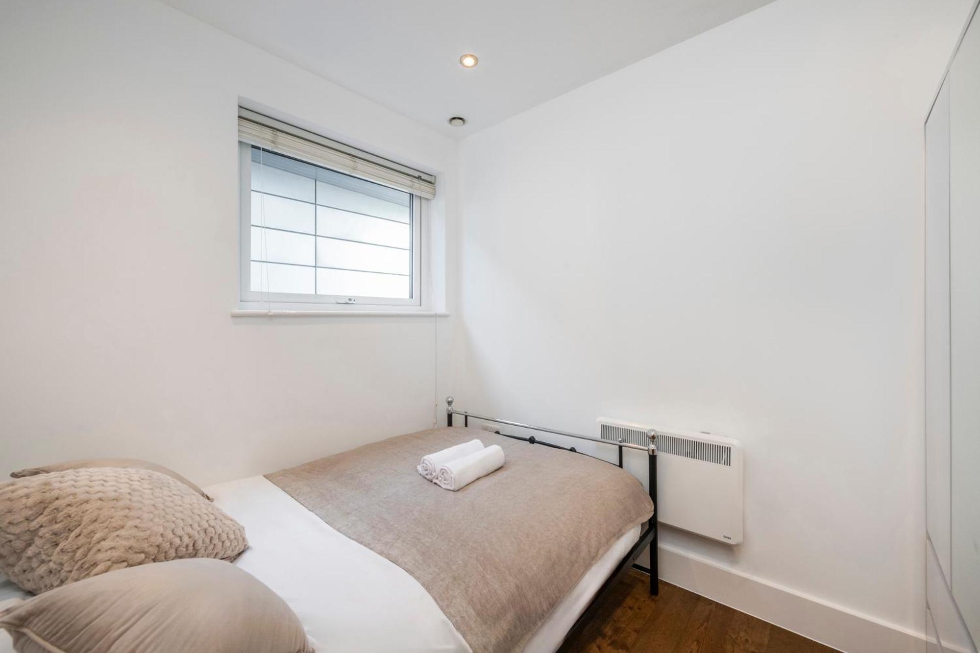 Stylish 2 Bedroom In Chelsea By Battersea Park With Ac Londres