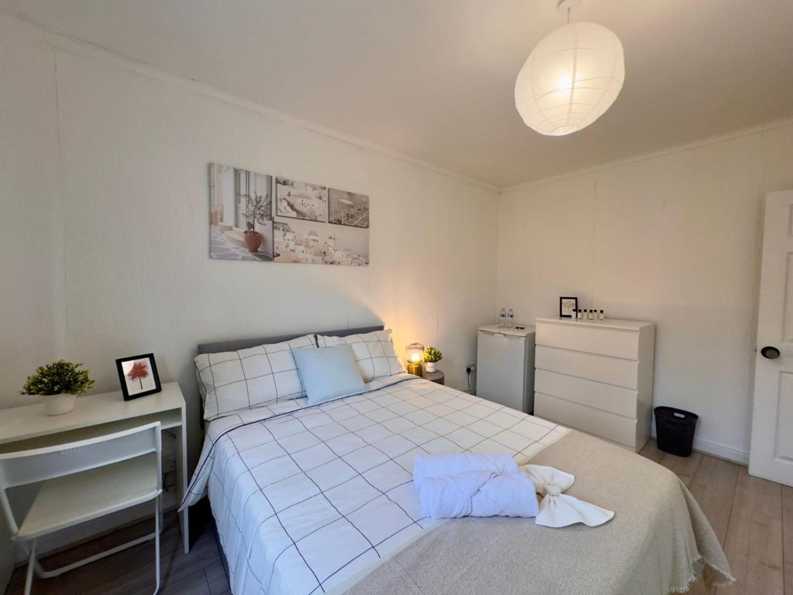 Buxton Court Homestay London