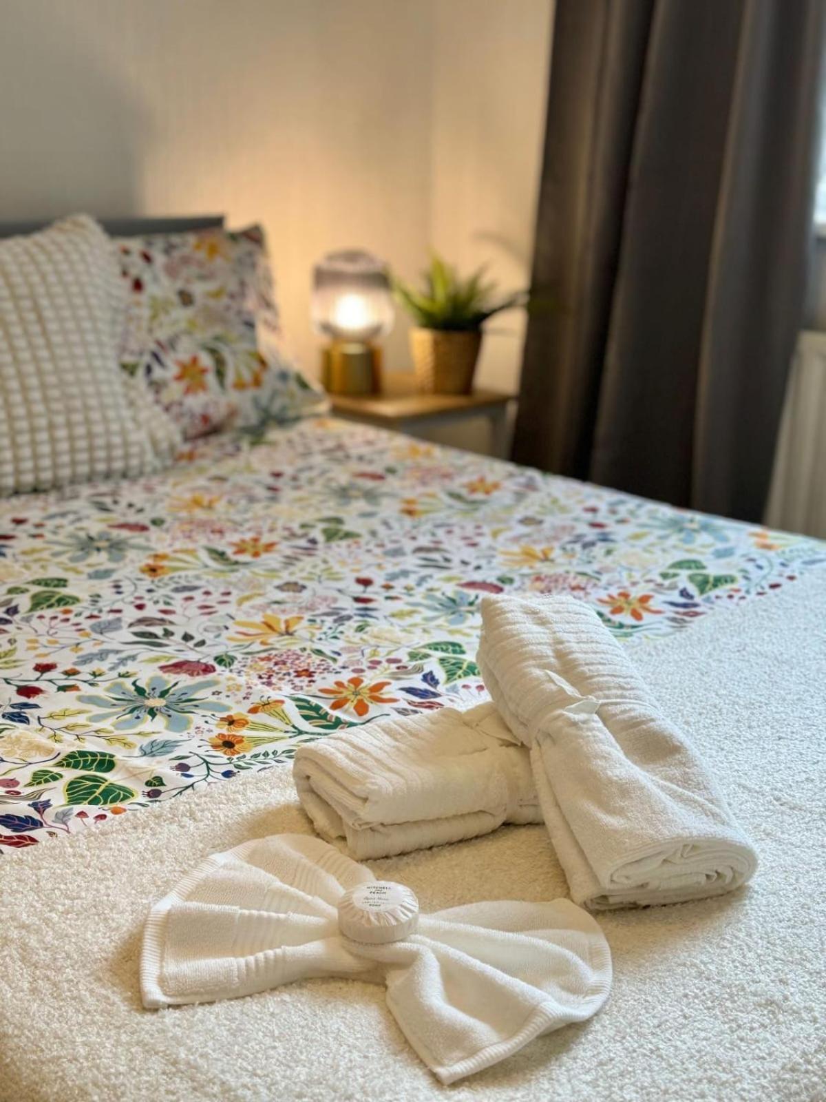 Buxton Court Homestay