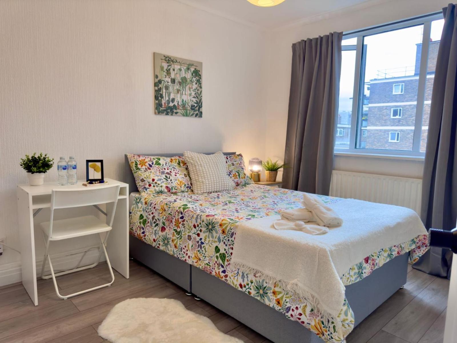 Homestay Buxton Court London