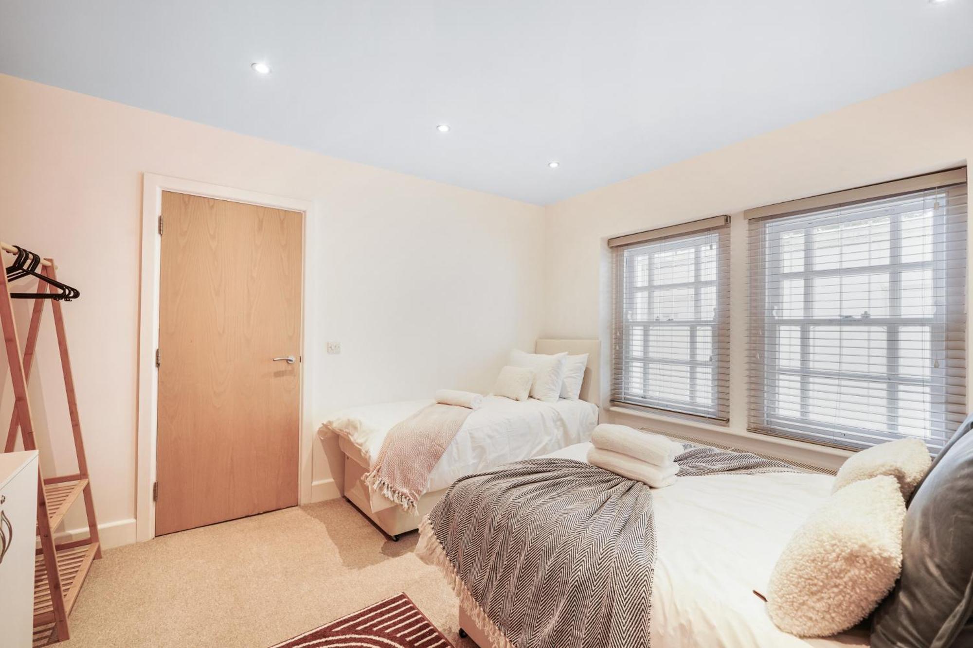 2 Bed Garden Sleeps 6 Short Walk To Old Street *