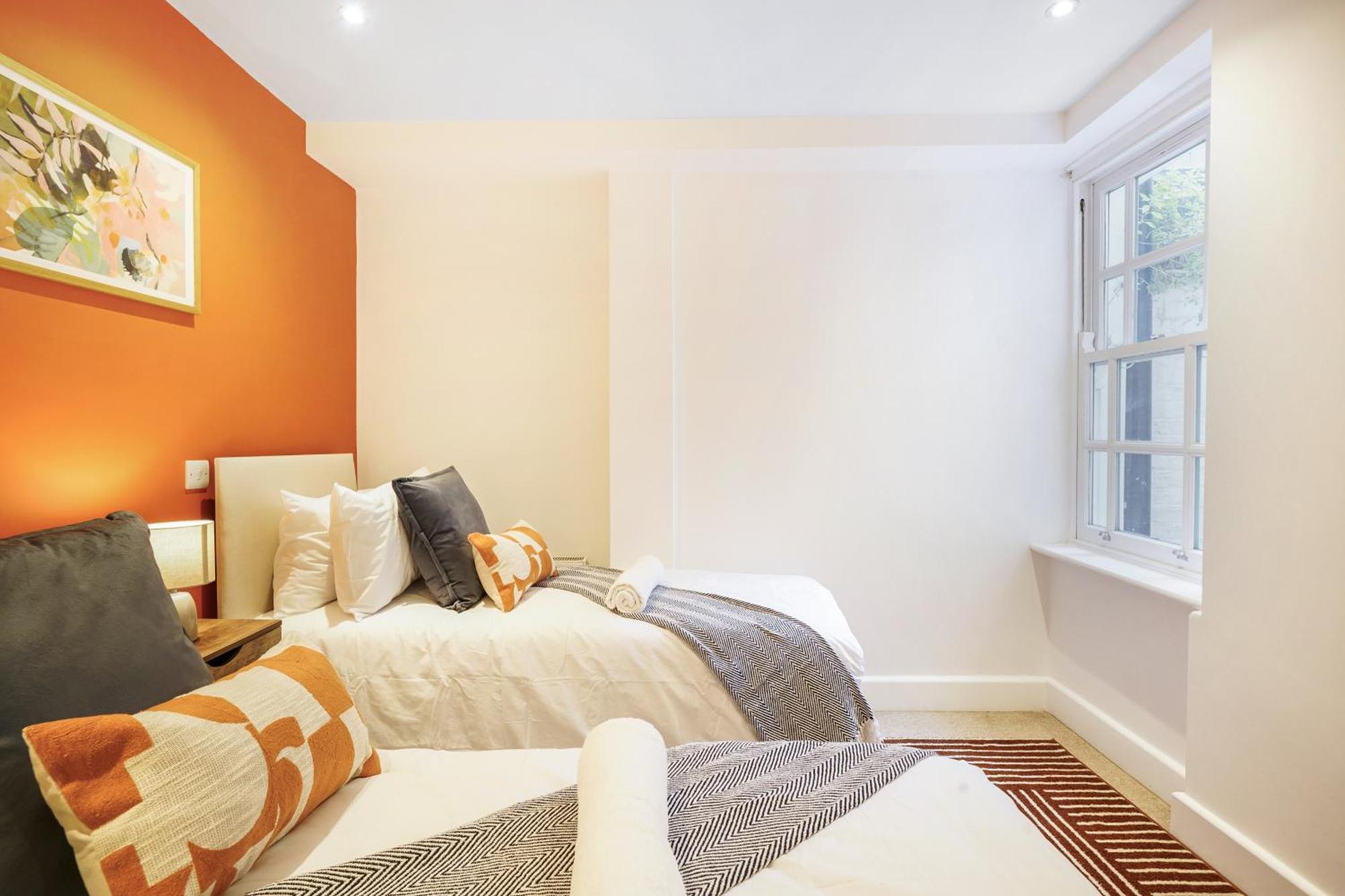 2 Bed Garden Sleeps 6 Short Walk To Old Street * London