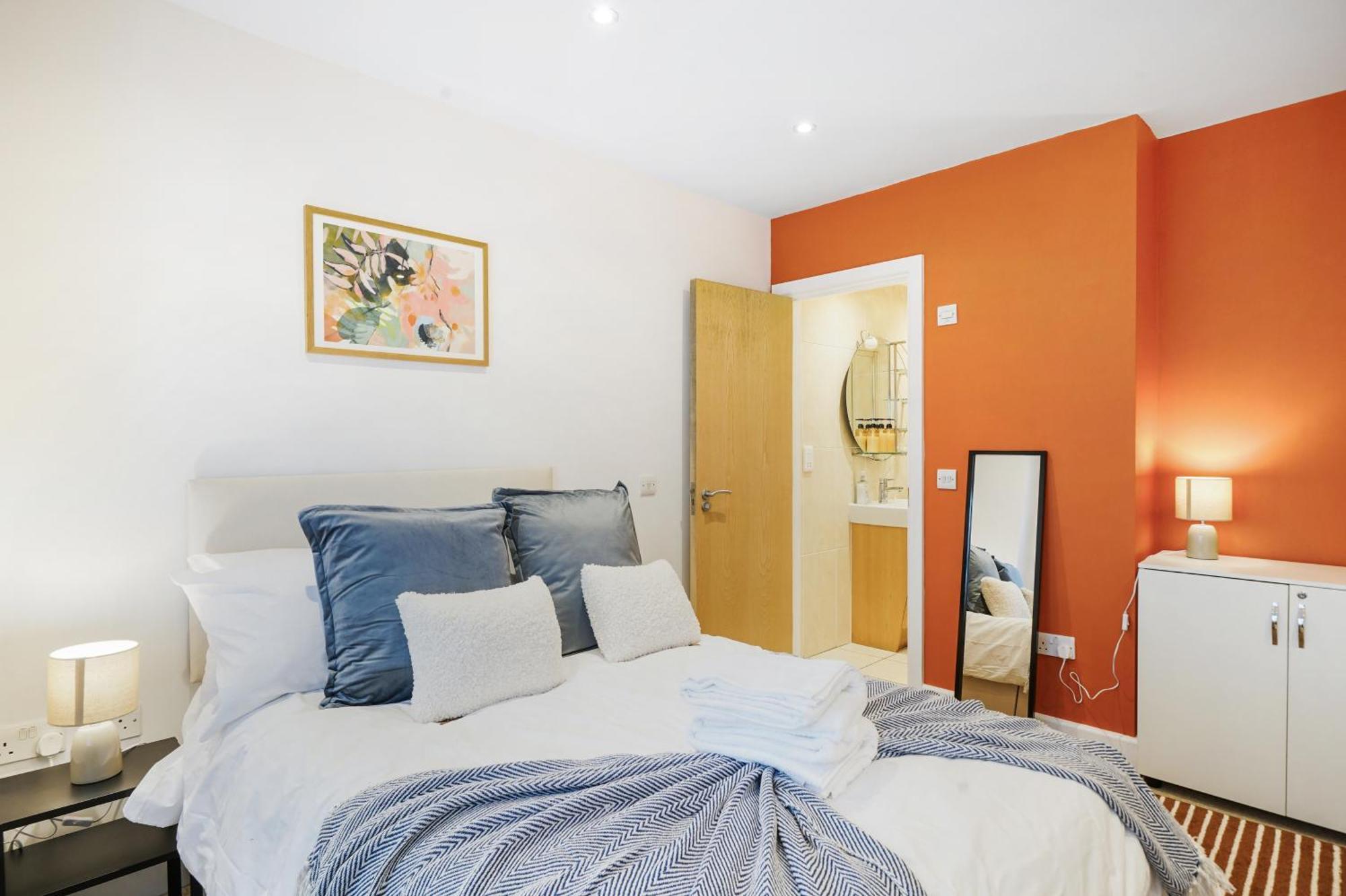 2 Bed Garden Sleeps 6 Short Walk To Old Street * London