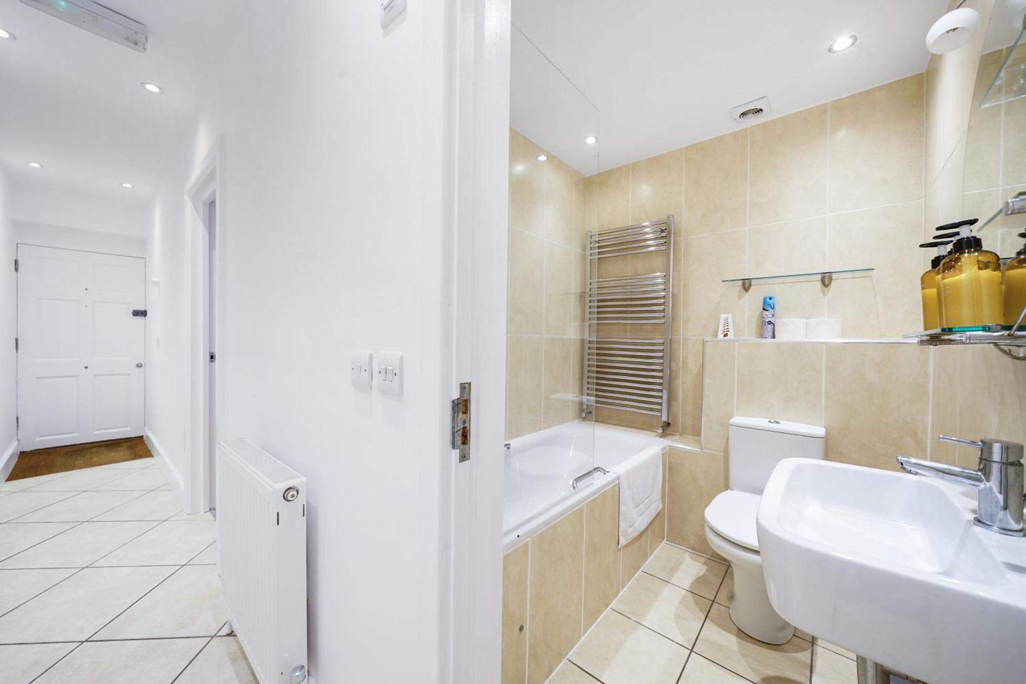 2 Bed Garden Sleeps 6 Short Walk To Old Street *