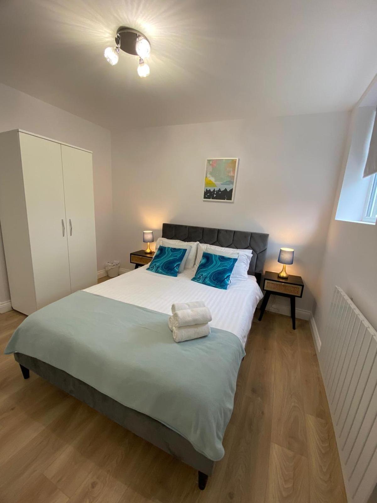 Beautiful Newly Renovated House Sleeps 6 People, Only 12 Minutes By Tube To Oxford Circus Holiday home