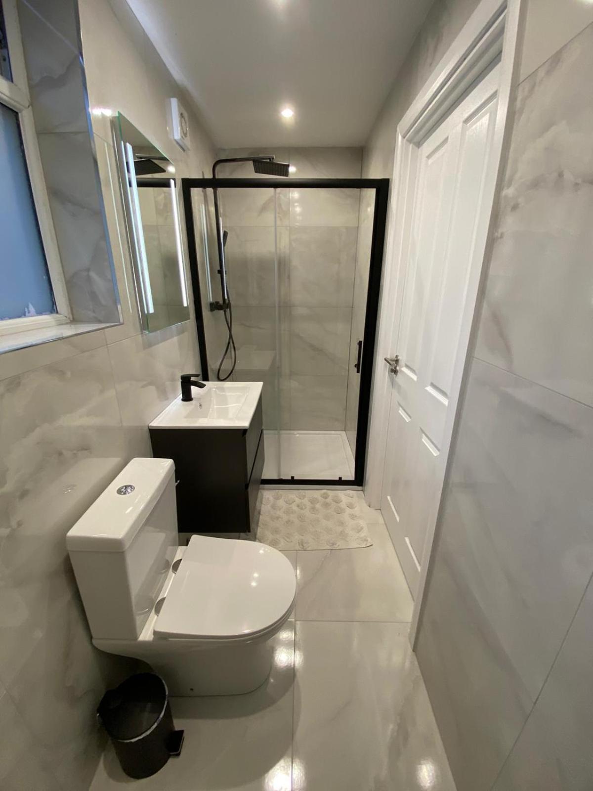 Holiday home Beautiful Newly Renovated House Sleeps 6 People, Only 12 Minutes By Tube To Oxford Circus London