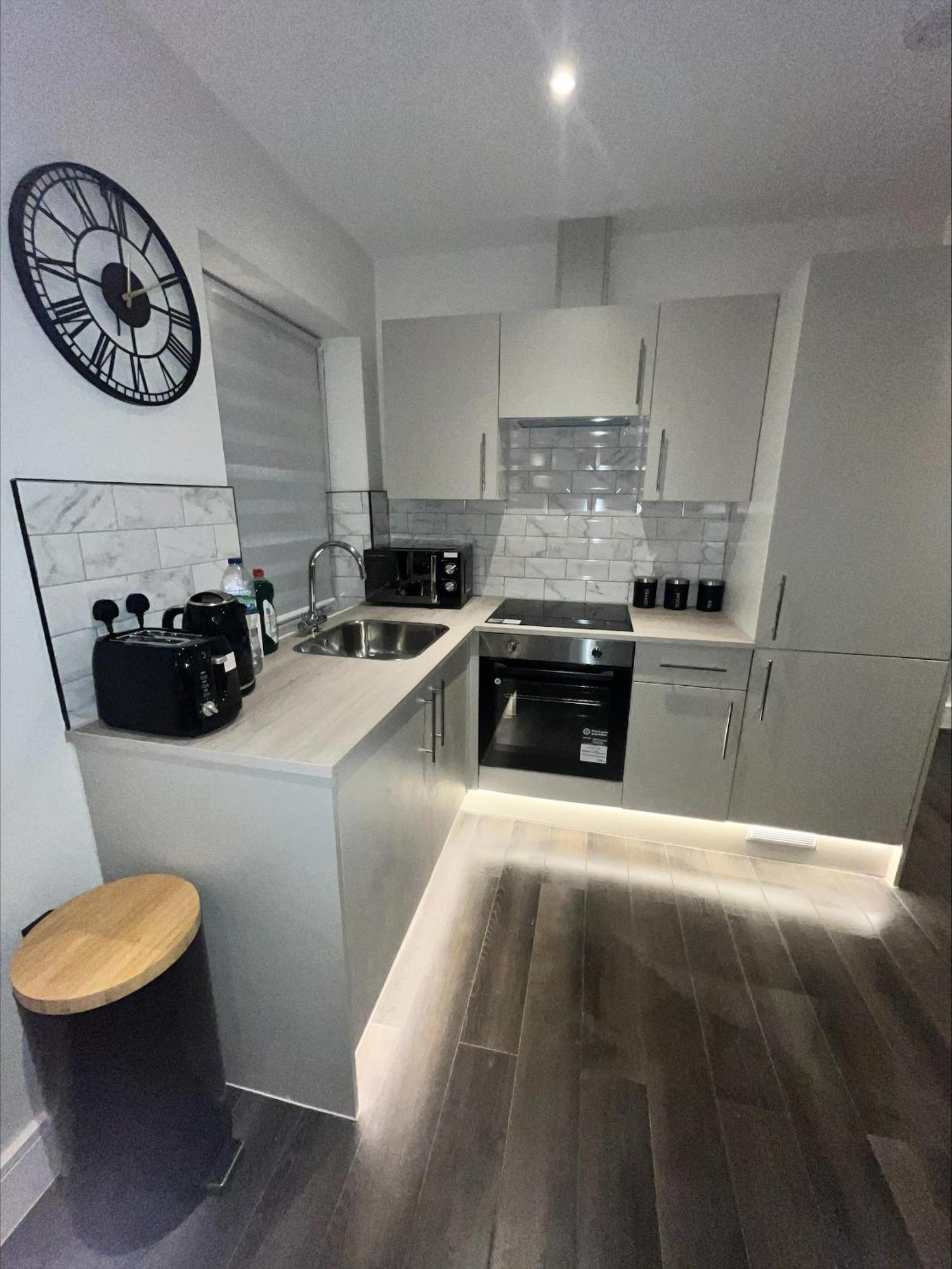 Apartment Premium - 10 Minutes From Wembley Stadium, Ovo Wembley Arena *