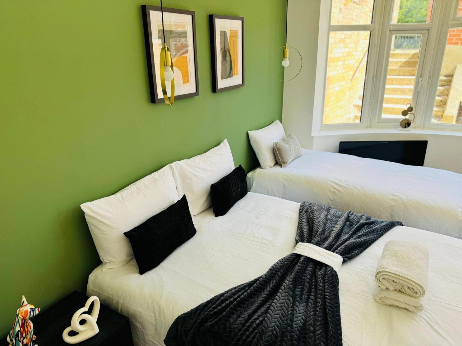 Luxury Flats, Ideal For Tourists London