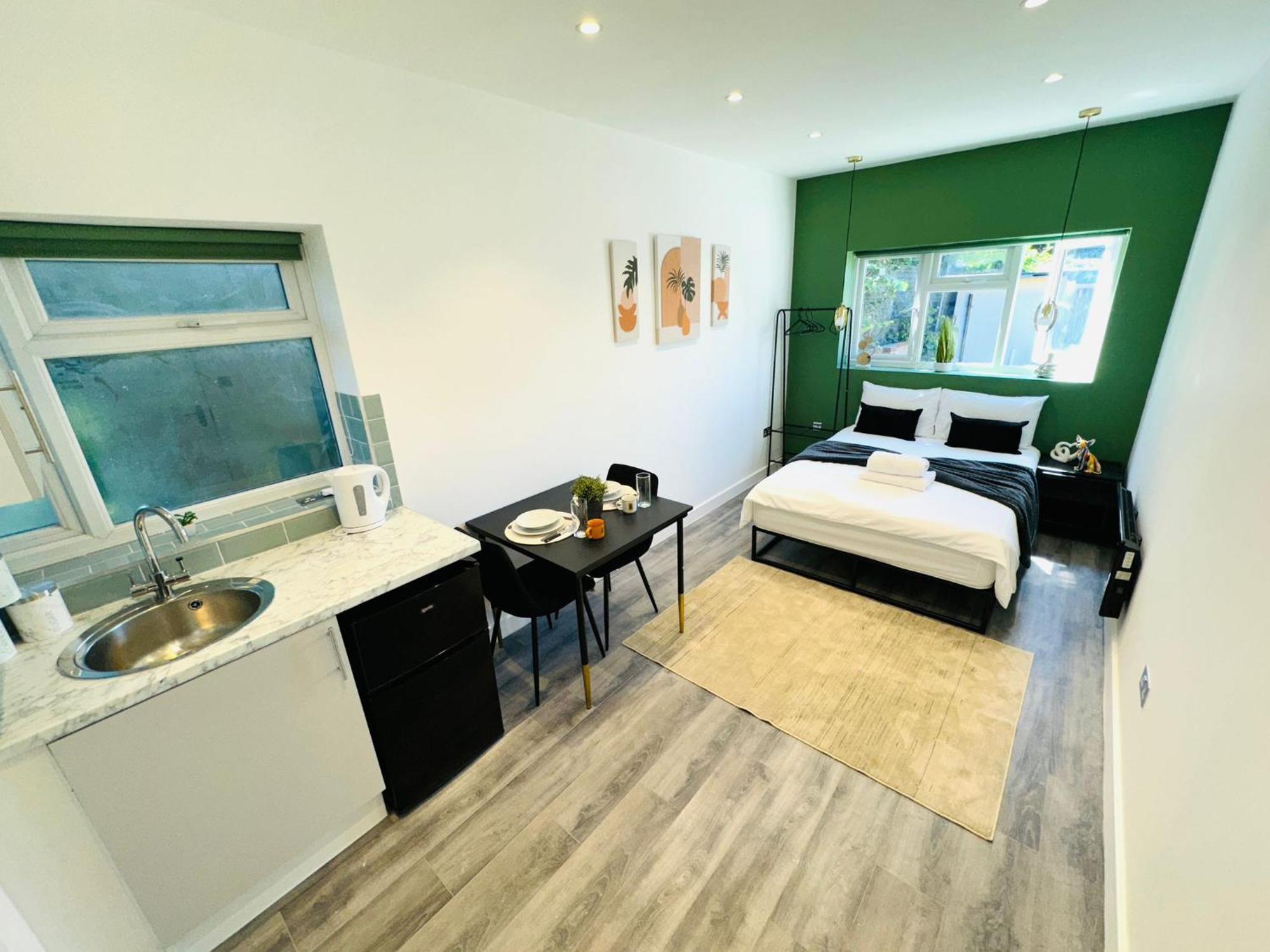 Luxury Flats, Ideal For Tourists * London