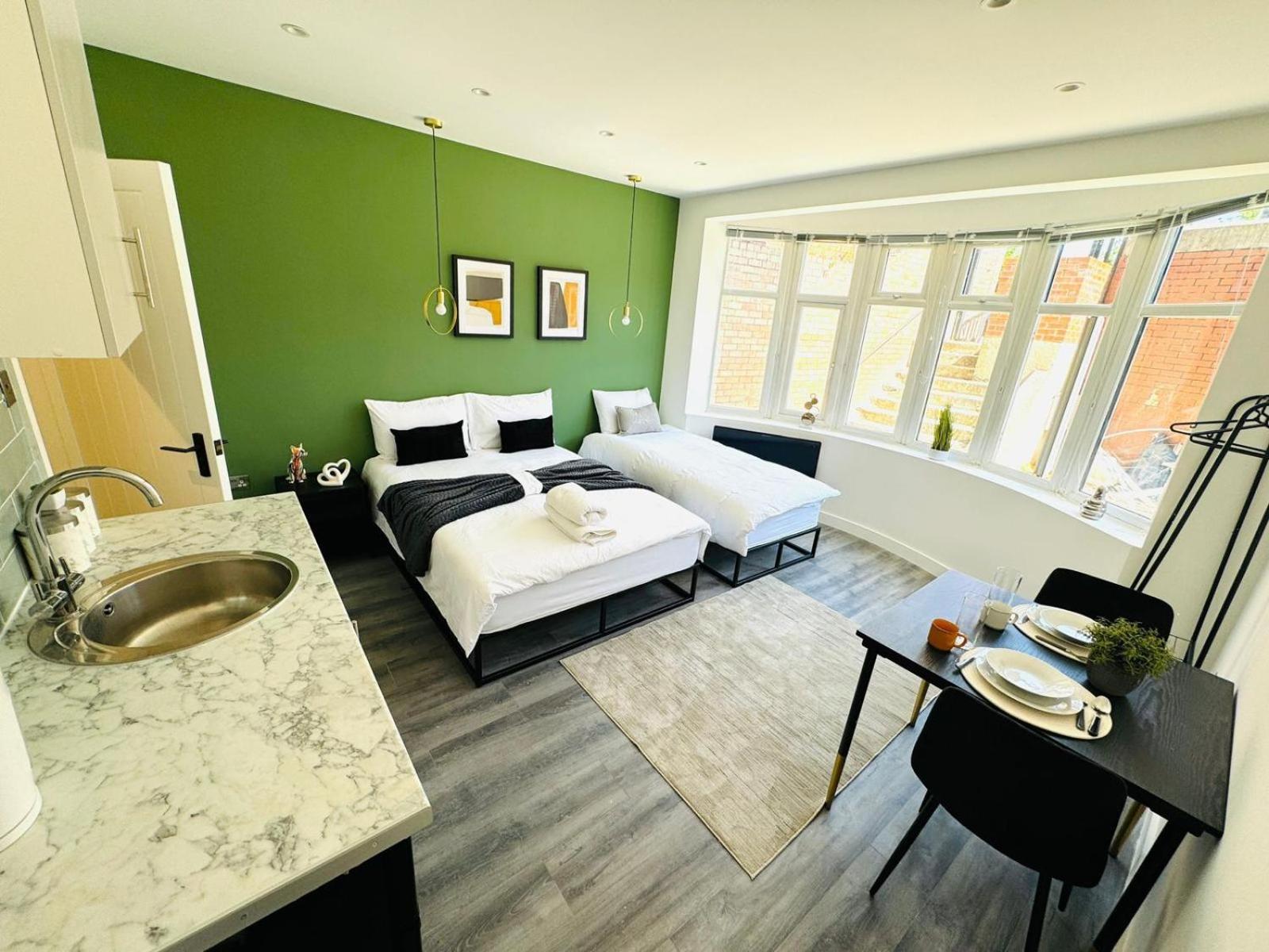 Luxury Flats, Ideal For Tourists *