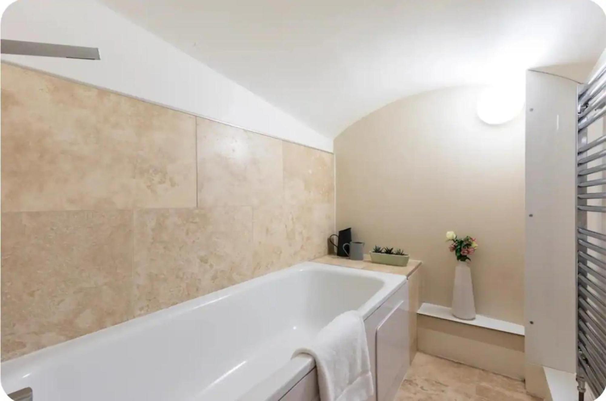 Apartamento Gorgeous & Modern 2 Bedroom Sleeps Six In Earl's Court