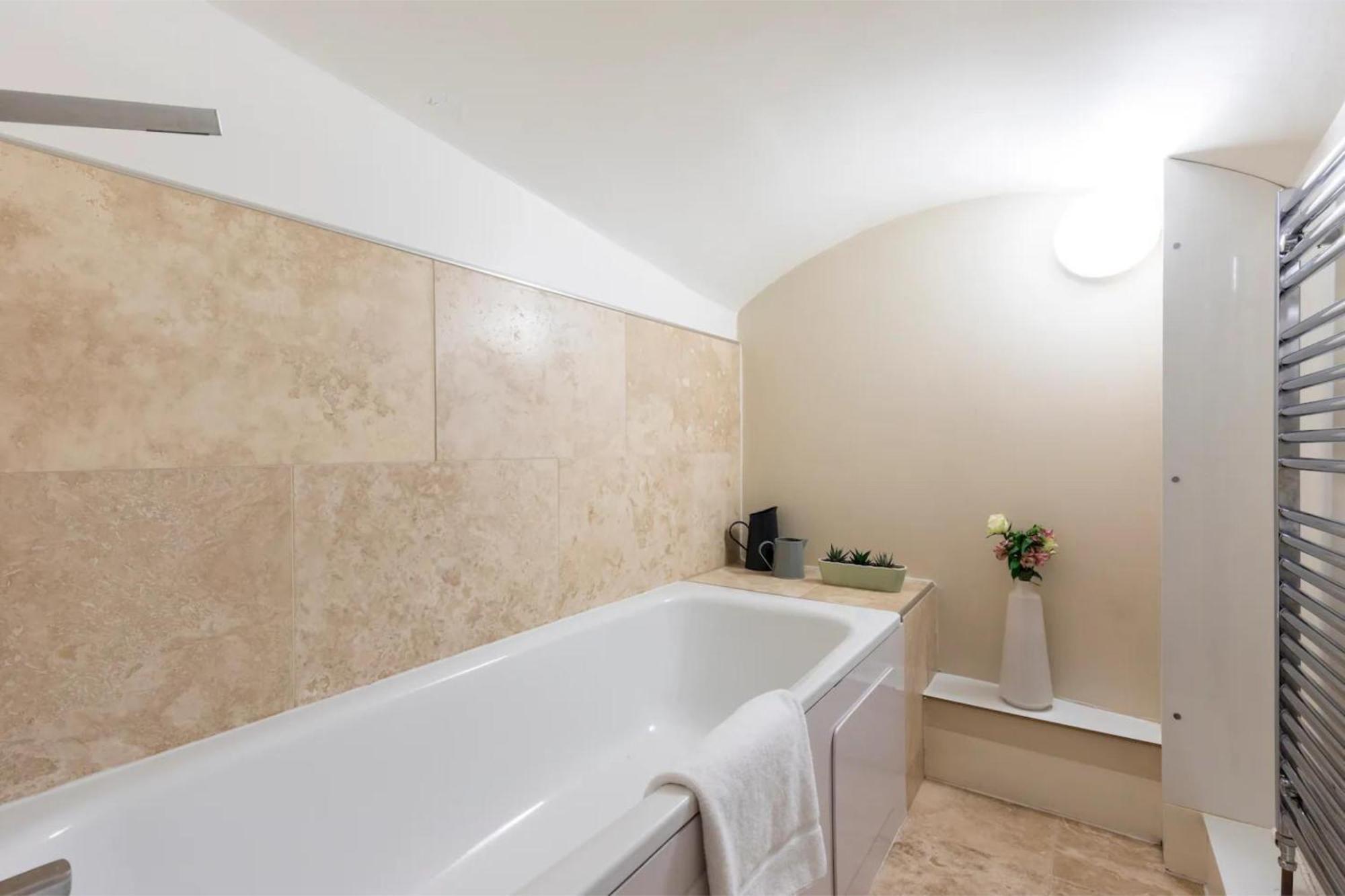 Apartamento Gorgeous & Modern 2 Bedroom Sleeps Six In Earl's Court *