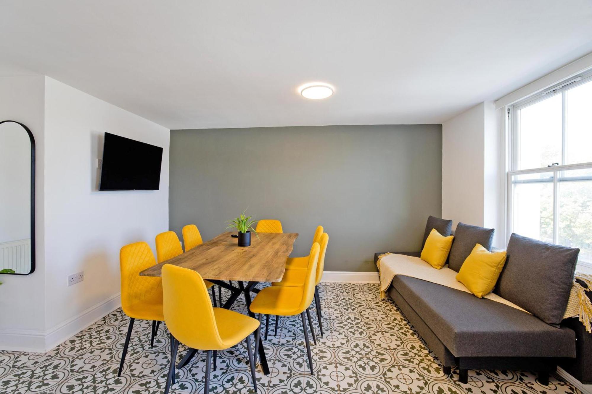 Imperial Corner House-whitechapel Apartment *