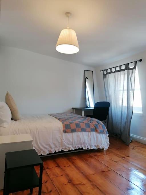 King's Cross Road Private Guest house *