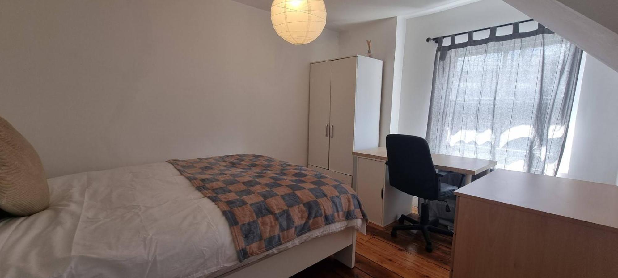 King's Cross Road Private Guest house *