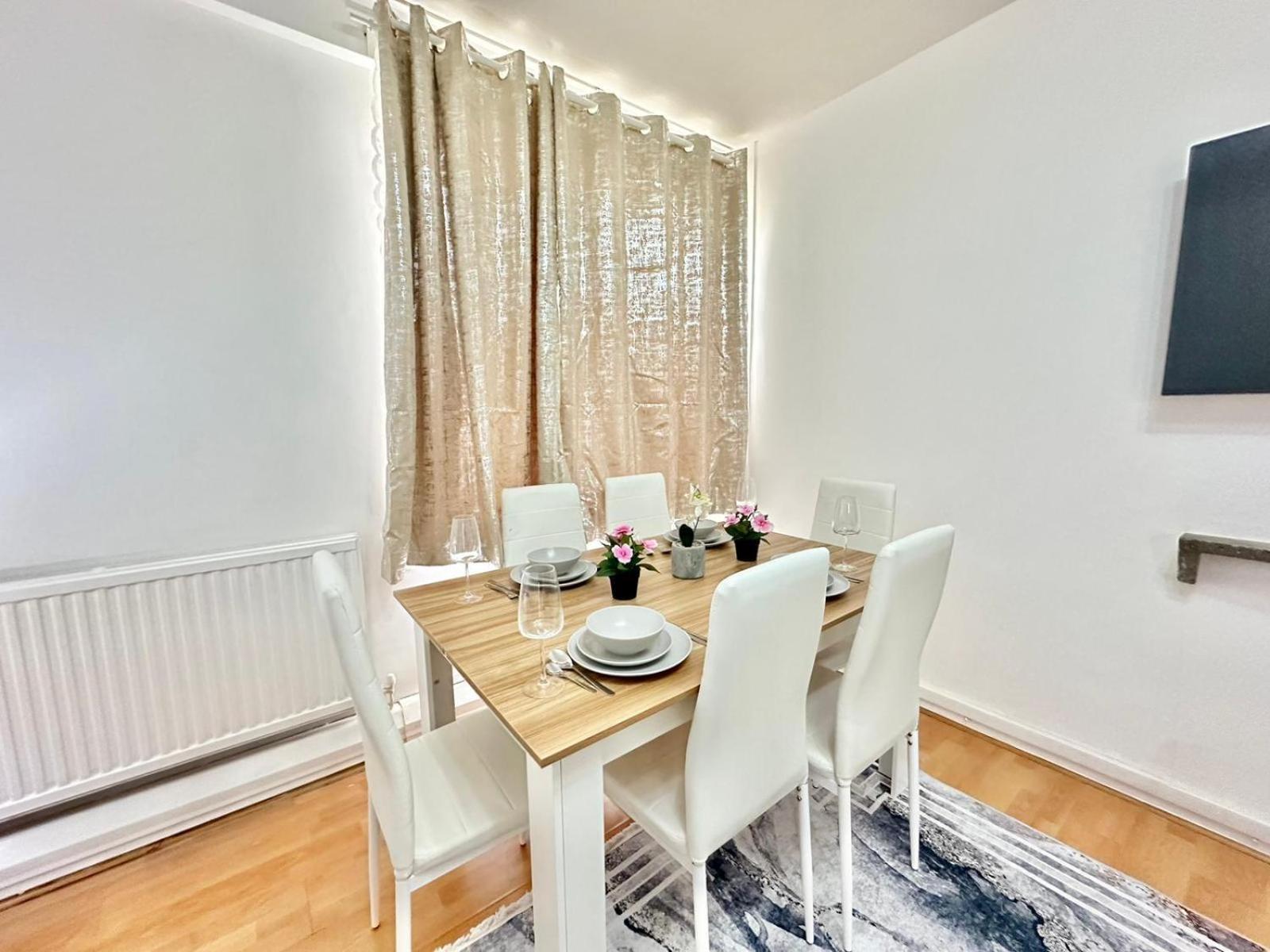 Two Bedroom Near Paddington Station *