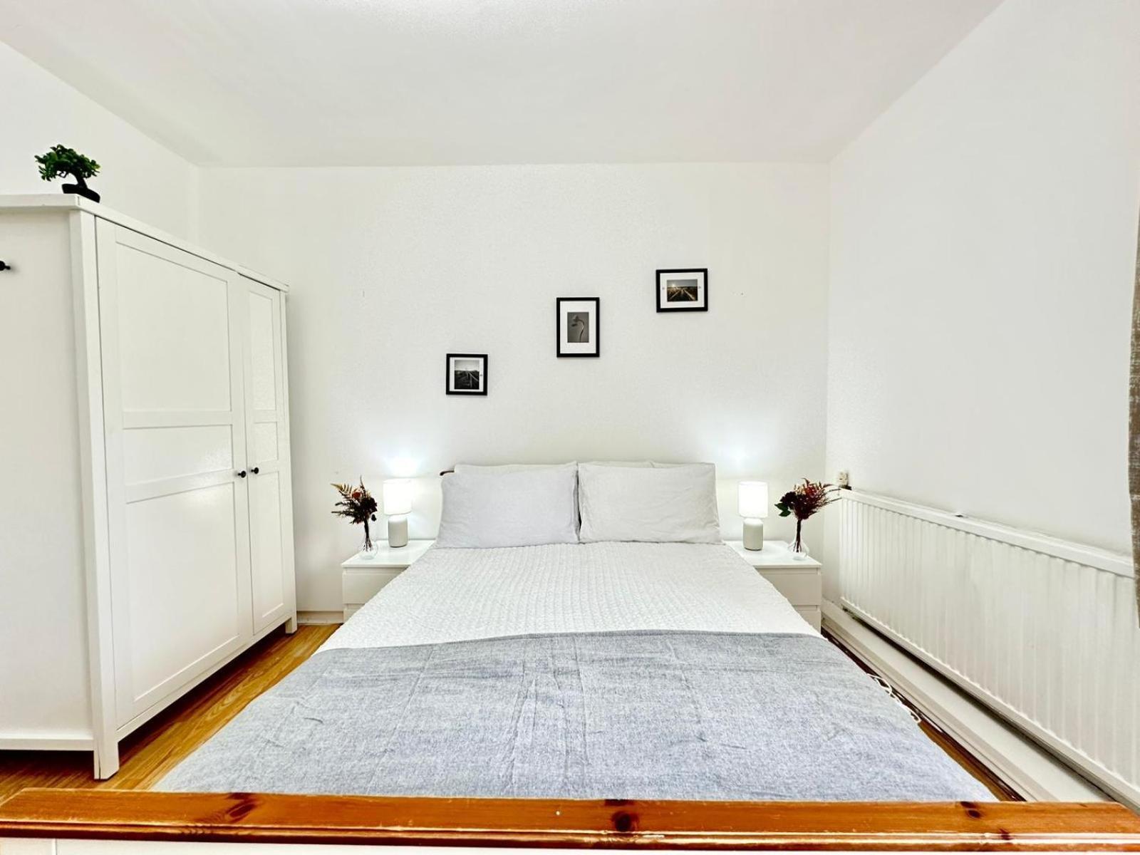 Two Bedroom Near Paddington Station Apartment London