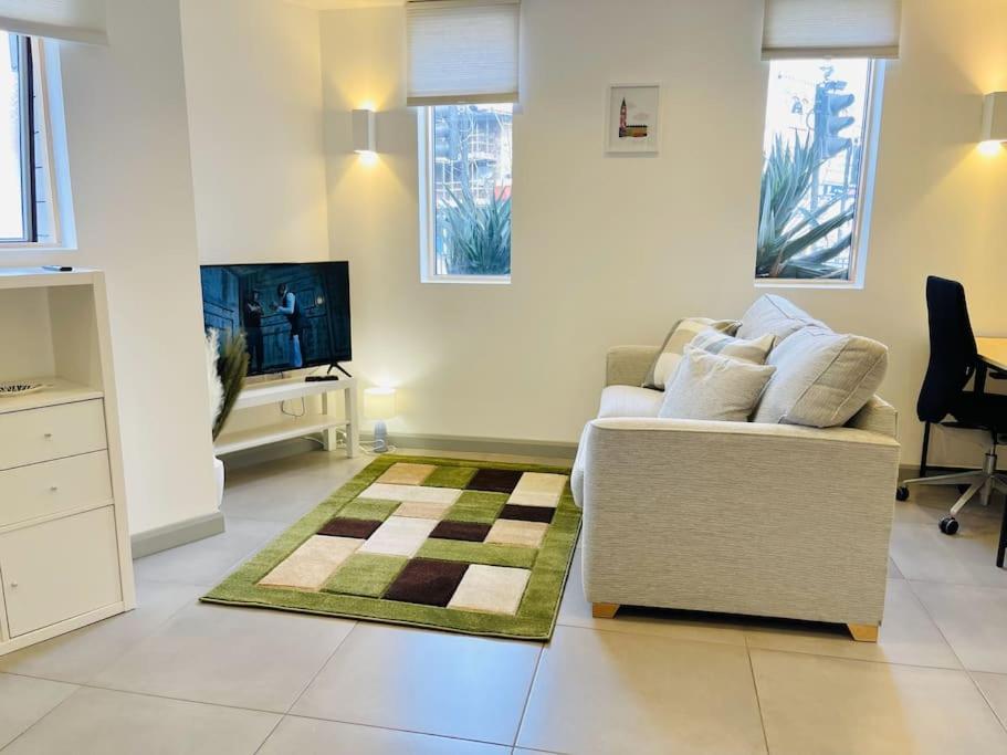 Apartment Ramsay Express London