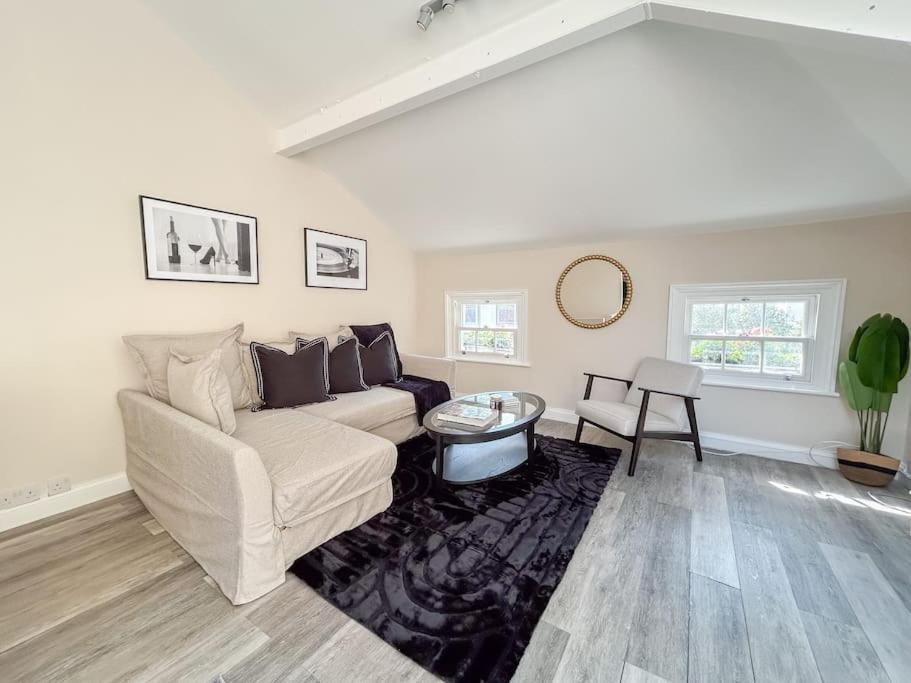 Apartment Trendy Hideaway London
