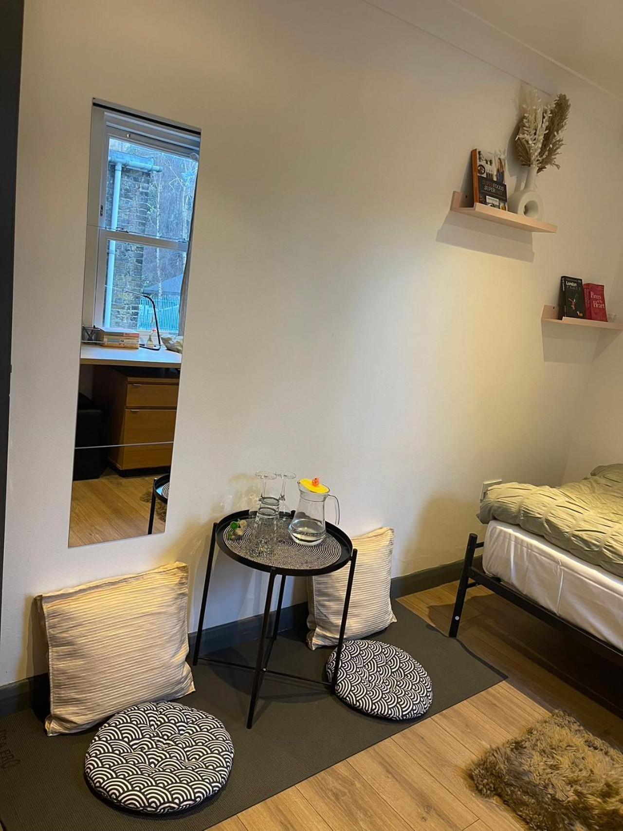 Hospedagem domiciliar Quiet Cosy Room4 In Kings Cross *