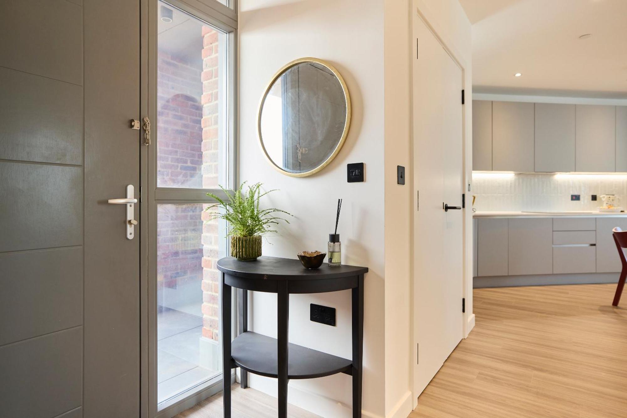 The Tottenham Wonder - Pleasing 2bdr Flat With Balcony Apartment *