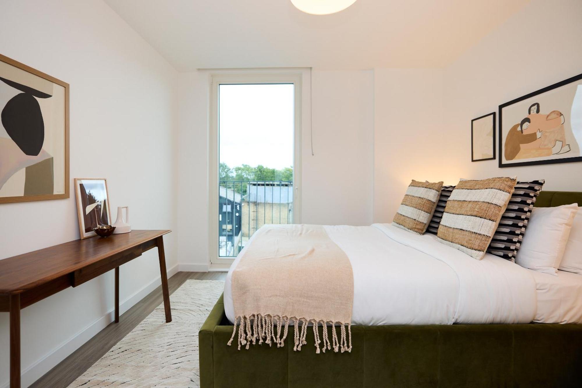 The Tottenham Retreat - Homely 2bdr Flat With Balcony *