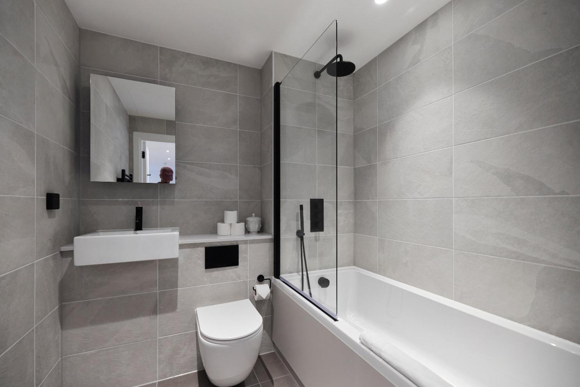 Apartamento The Tottenham Retreat - Homely 2bdr Flat With Balcony *