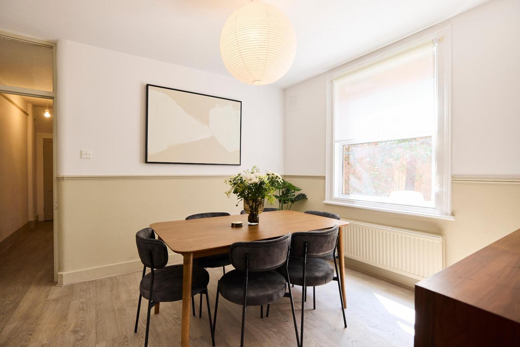 The Furness Hideout - Charming 2bdr Flat With Garden Apartment London