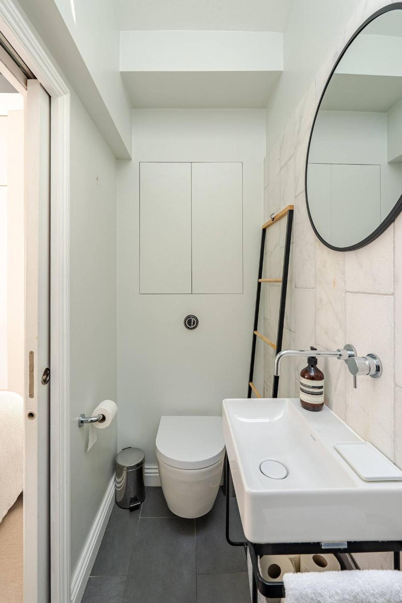 Delightful Notting Hill 2 Bed House With Garden Casa de férias *