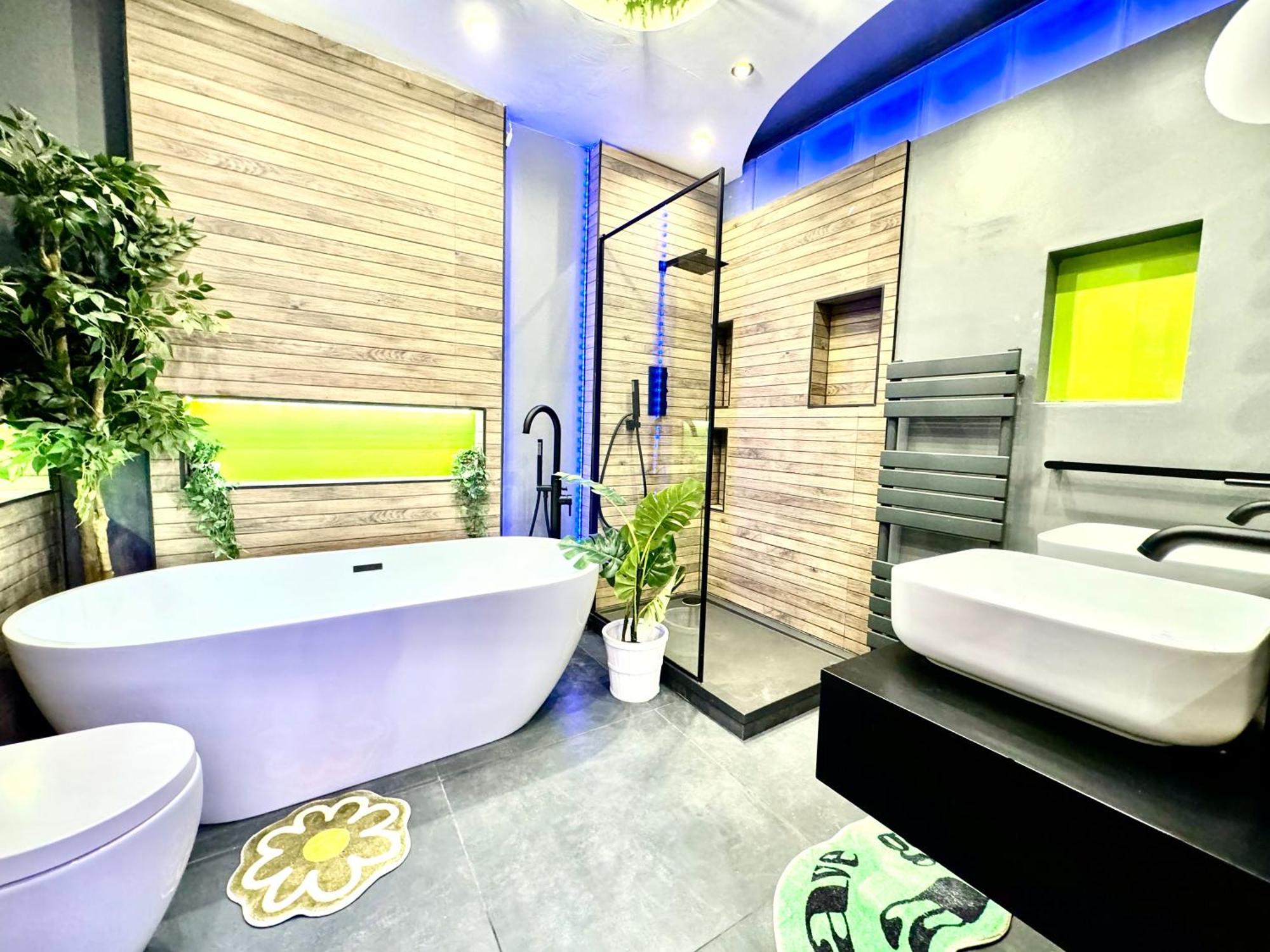 The One Hyde Park By Wild Apartment