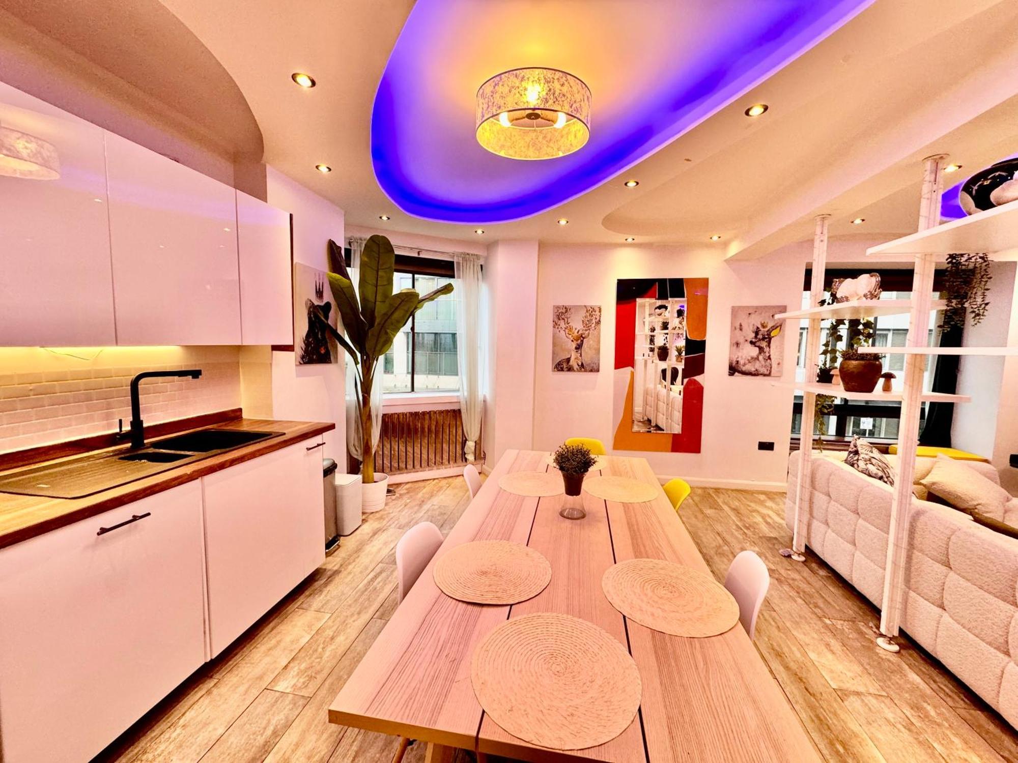 Apartment The One Hyde Park By Wild London