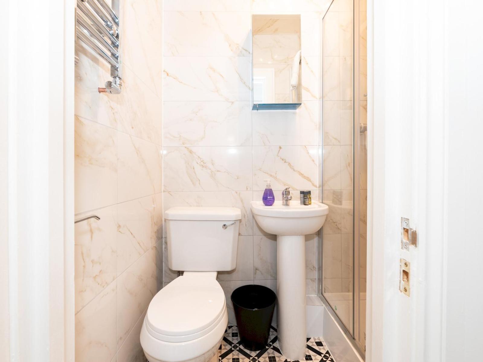 Holiday home Stylish Newly Renovated Large With Garden Pass The Keys