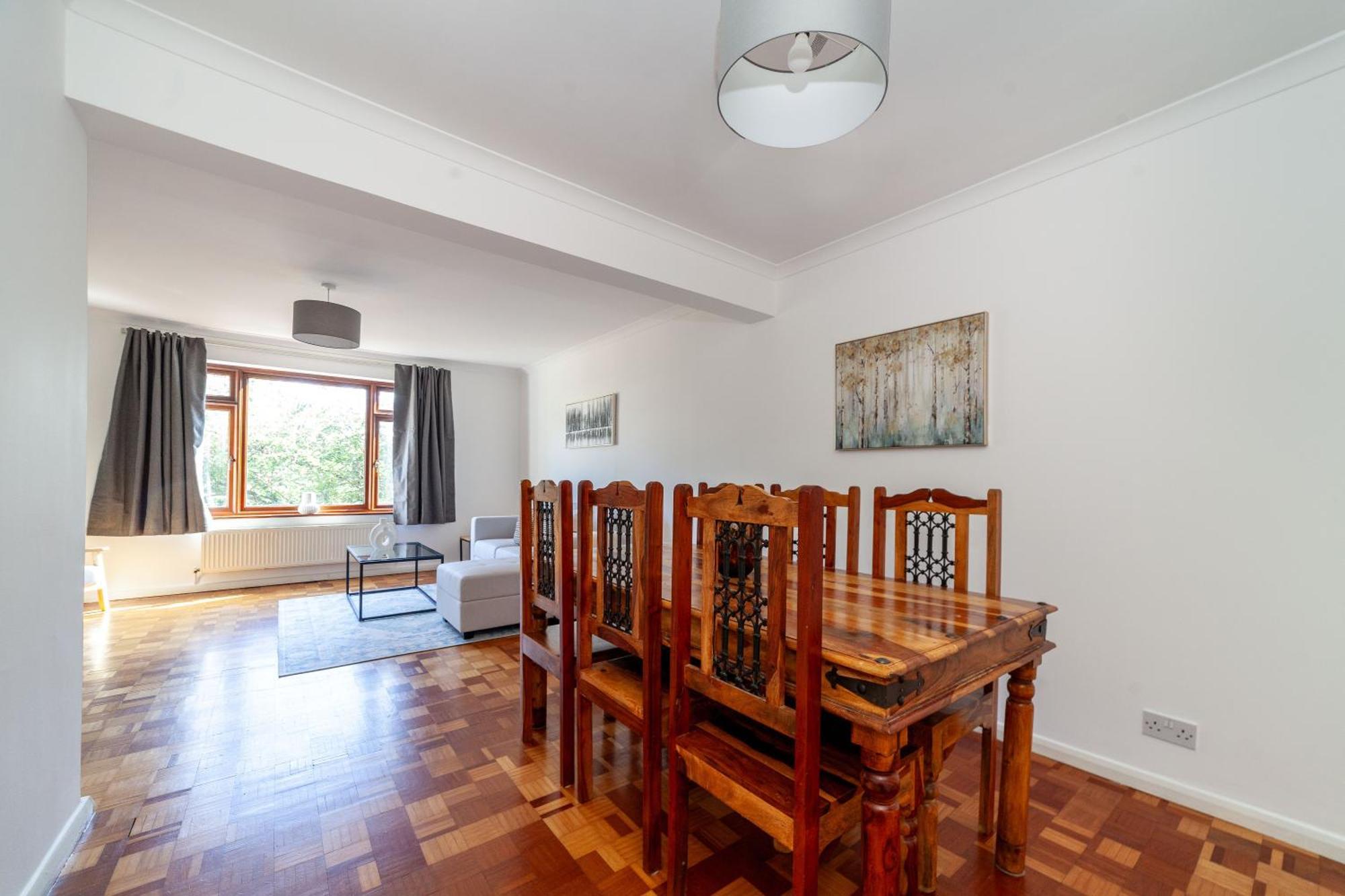 Apartment The Ealing Collection *
