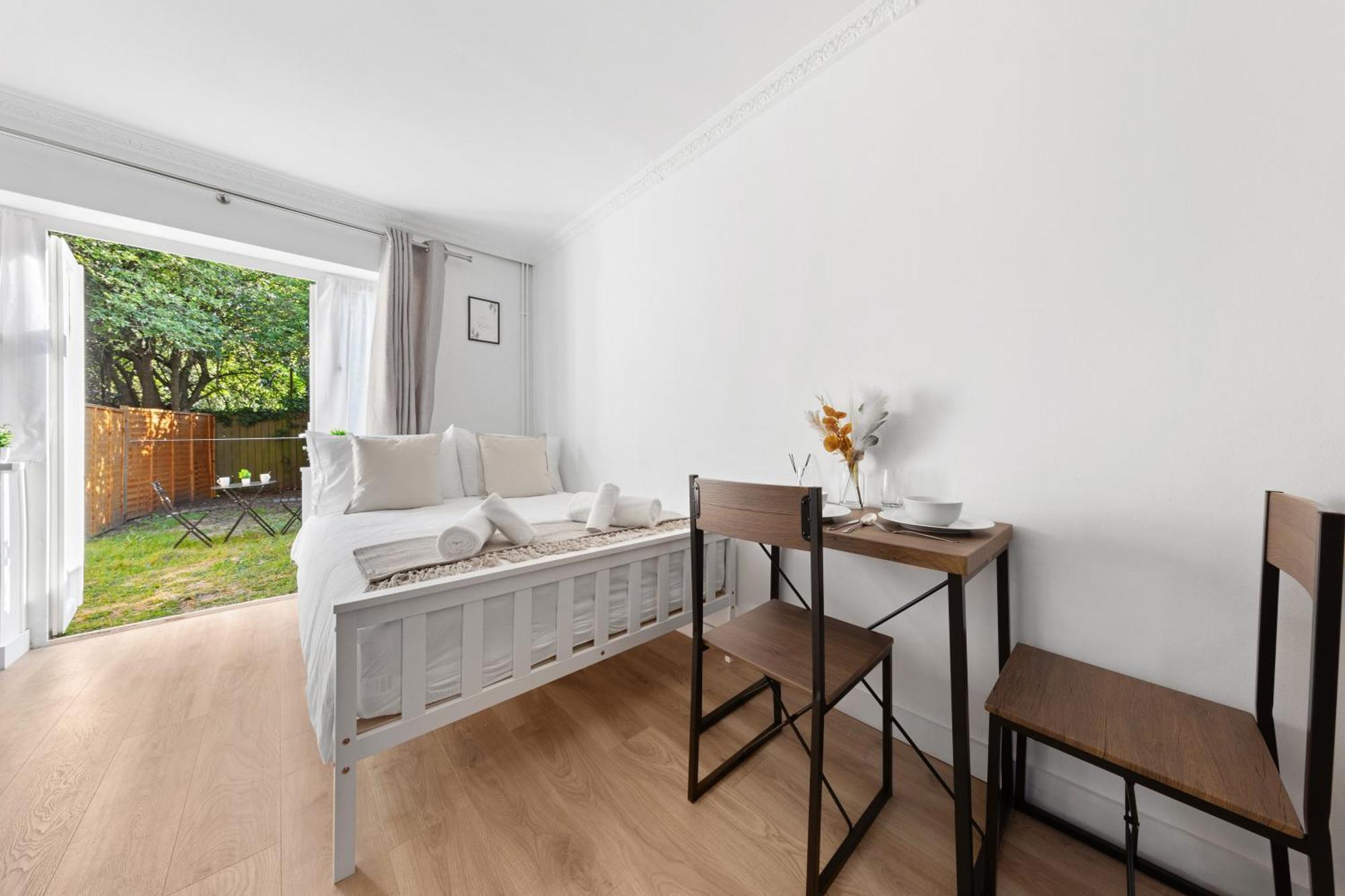 The Kensal - Modern, Warm & Cosy * London