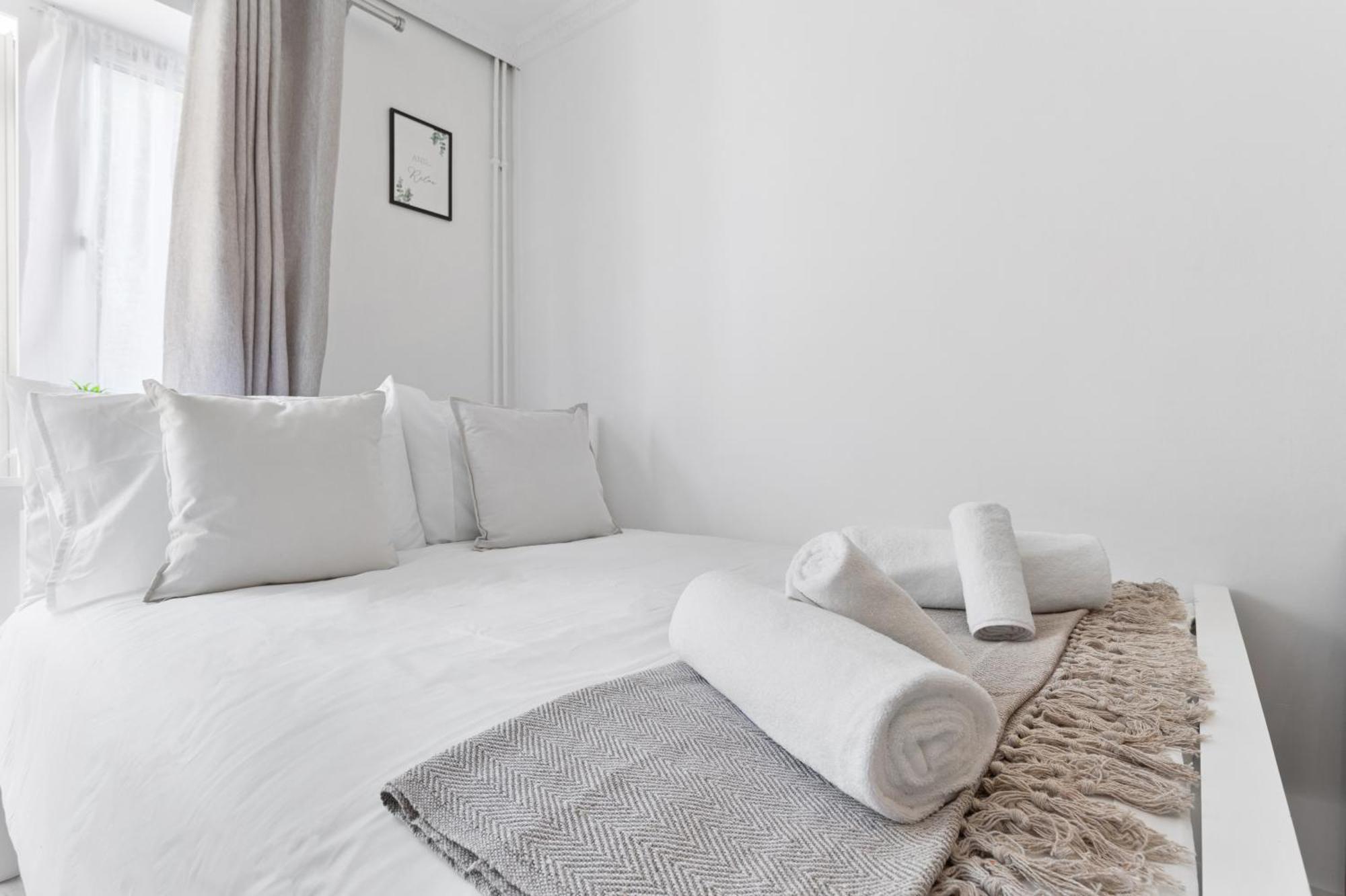 Apartment The Kensal - Modern, Warm & Cosy