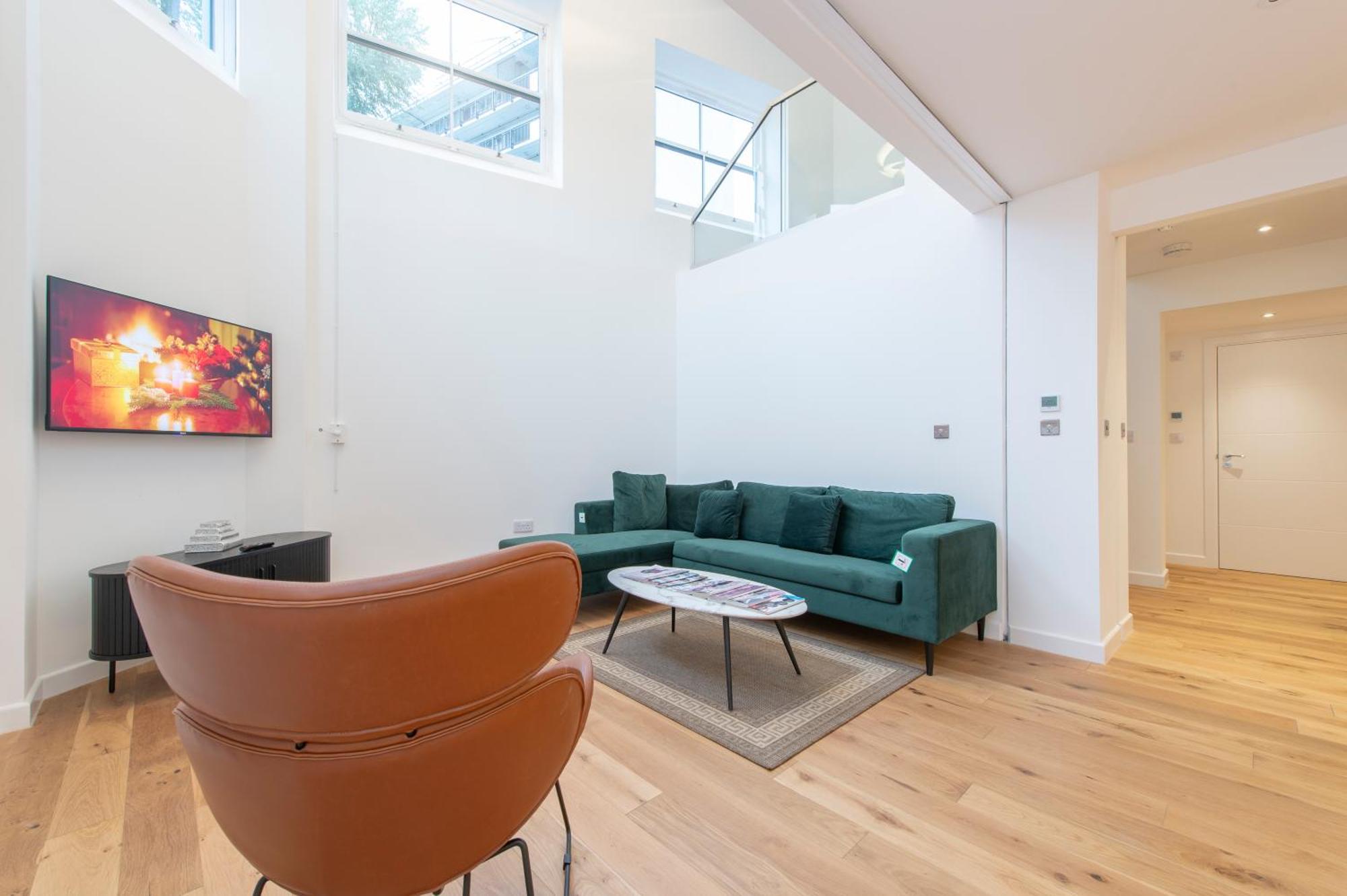 Apartment Exquisite 3br Duplex Air-con& Amenities *