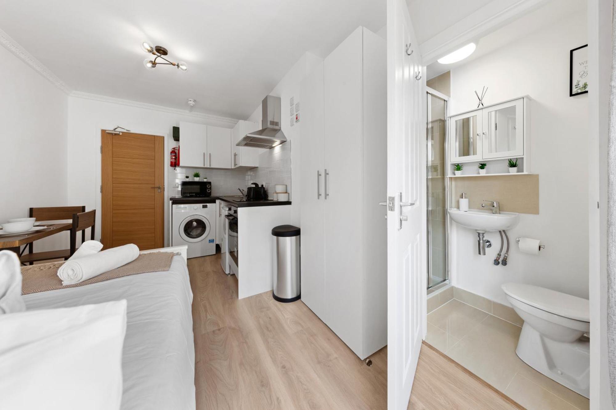 The Kensal - Modern, Warm & Cosy * London