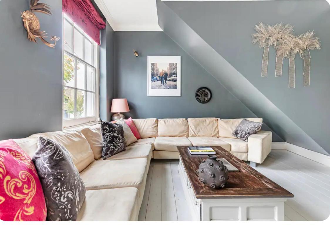 Magical Georgian Maisonette, Angel, Islington Apartment *