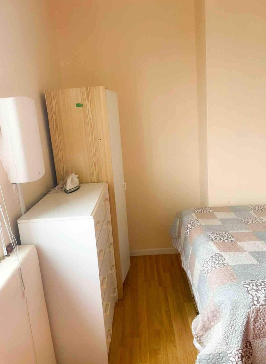 Hospedagem domiciliar For Solo Travellers In Euston *