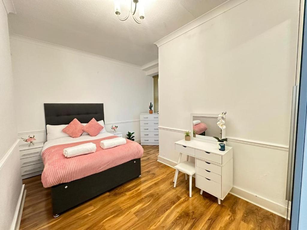 Luxury Four Bedroom Near Oxford Street *