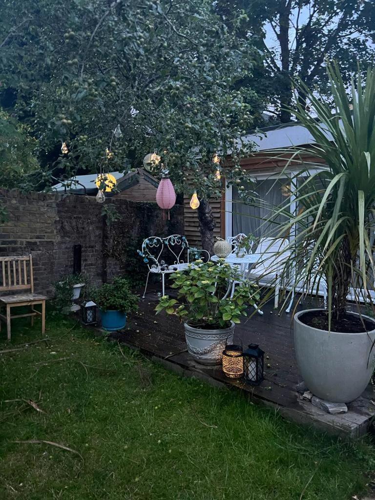 Beautiful Garden View Apartamento
