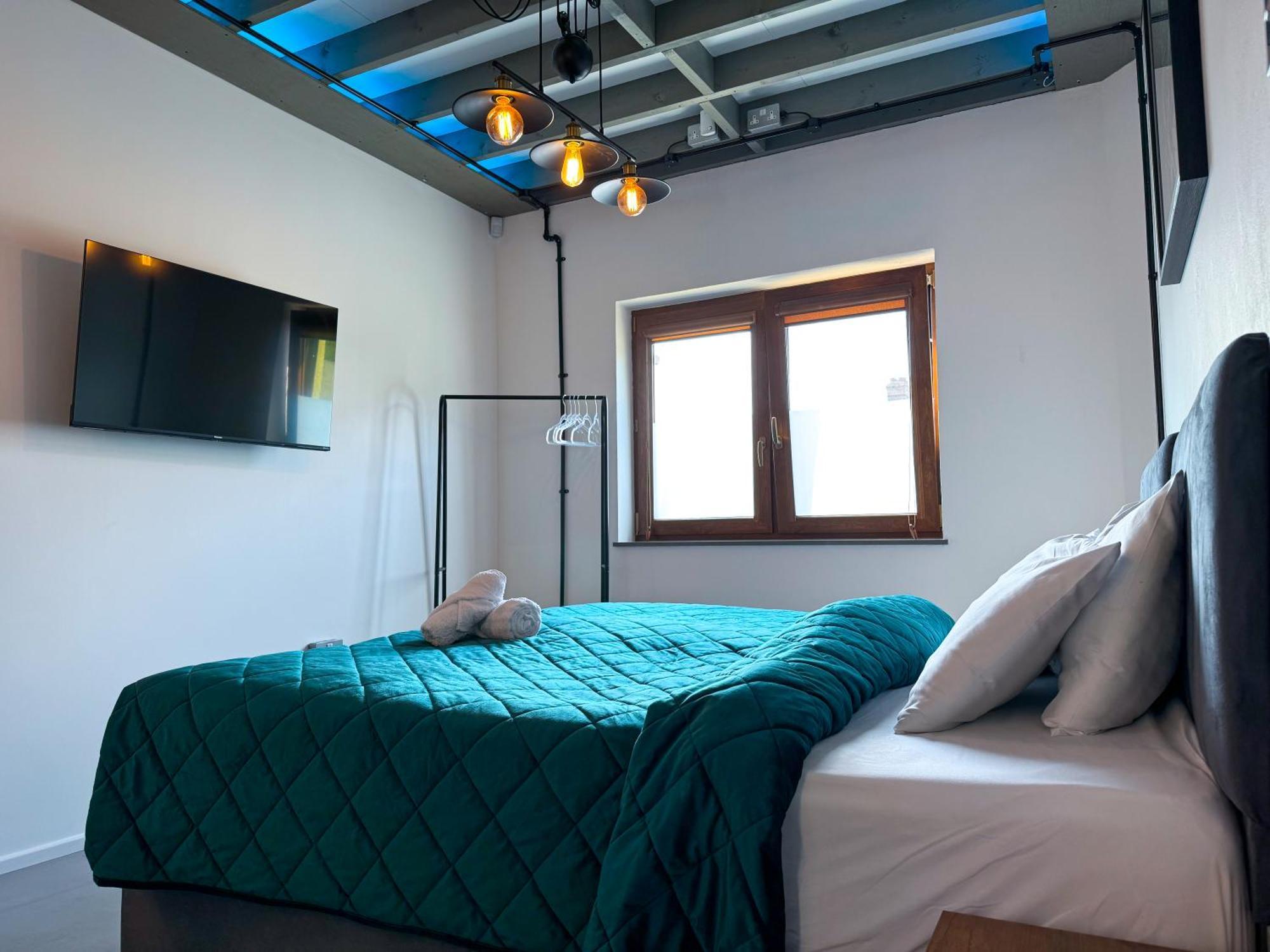 Apartamento Unique With Private Garden