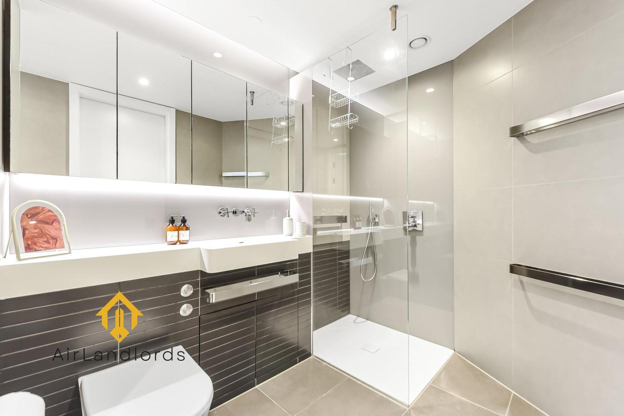 Modern 1 Bedroom Flat In The Heart Of Battersea Apartment London