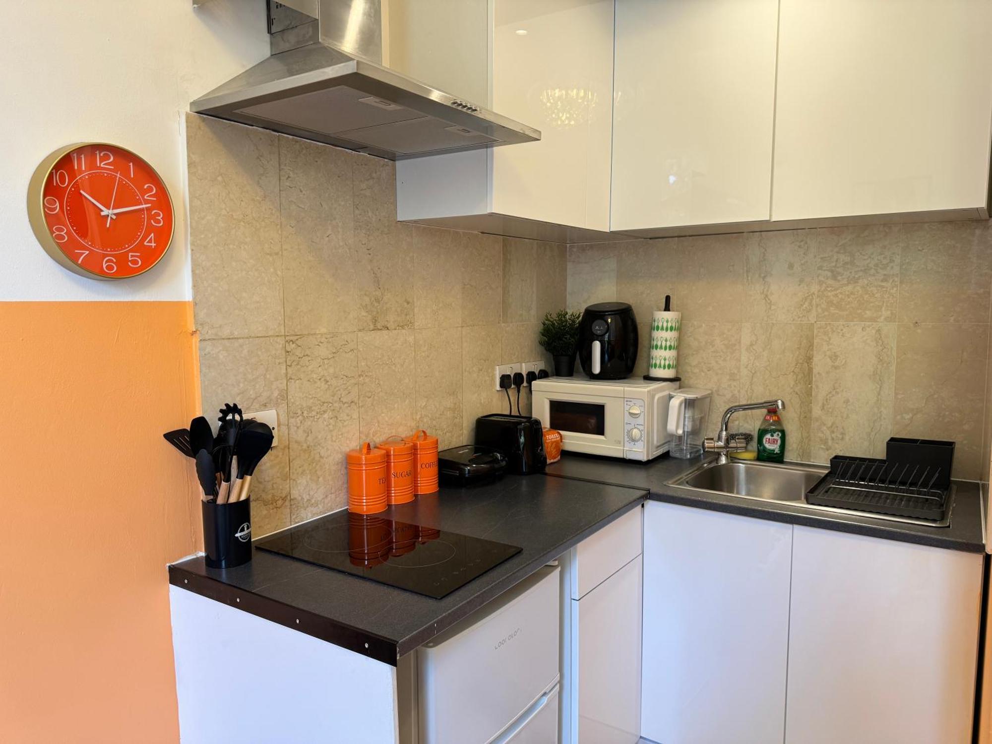 Central, Compact And Fashion Flat For 4 People With Breakfast In Kensington Zone 1 Apartment
