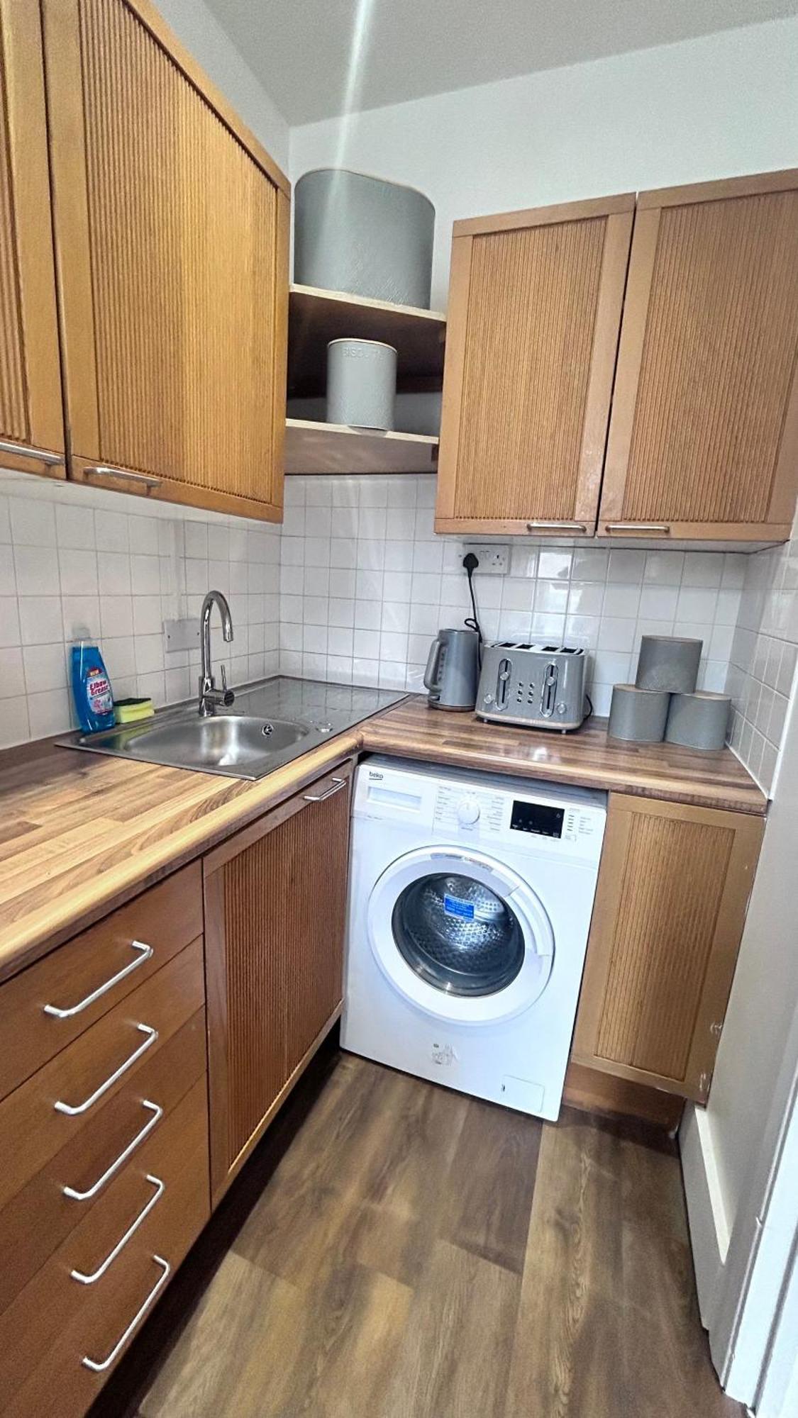 Qties Beautiful Abode Brixton London