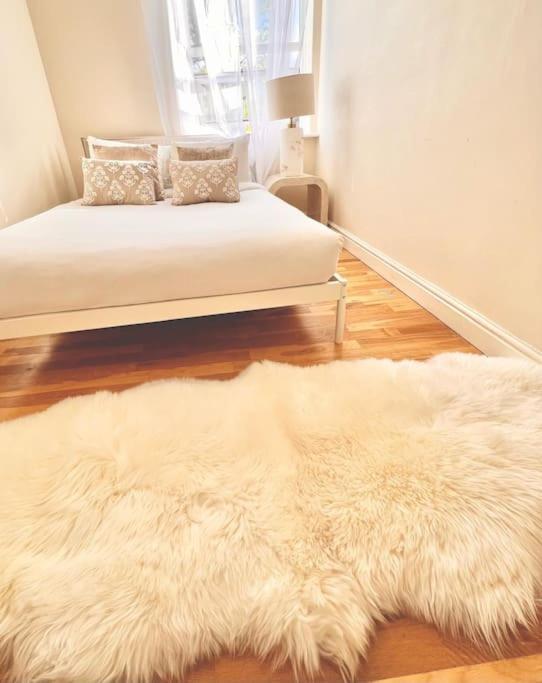 Lovely 1bdr Flat Next To Earls Court Station Apartment *