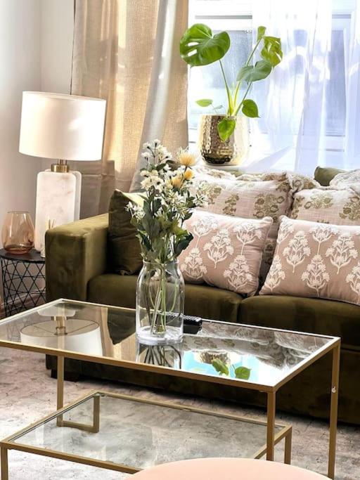 Lovely 1bdr Flat Next To Earls Court Station Apartment