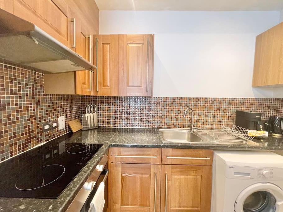 Lovely 1bdr Flat Next To Earls Court Station